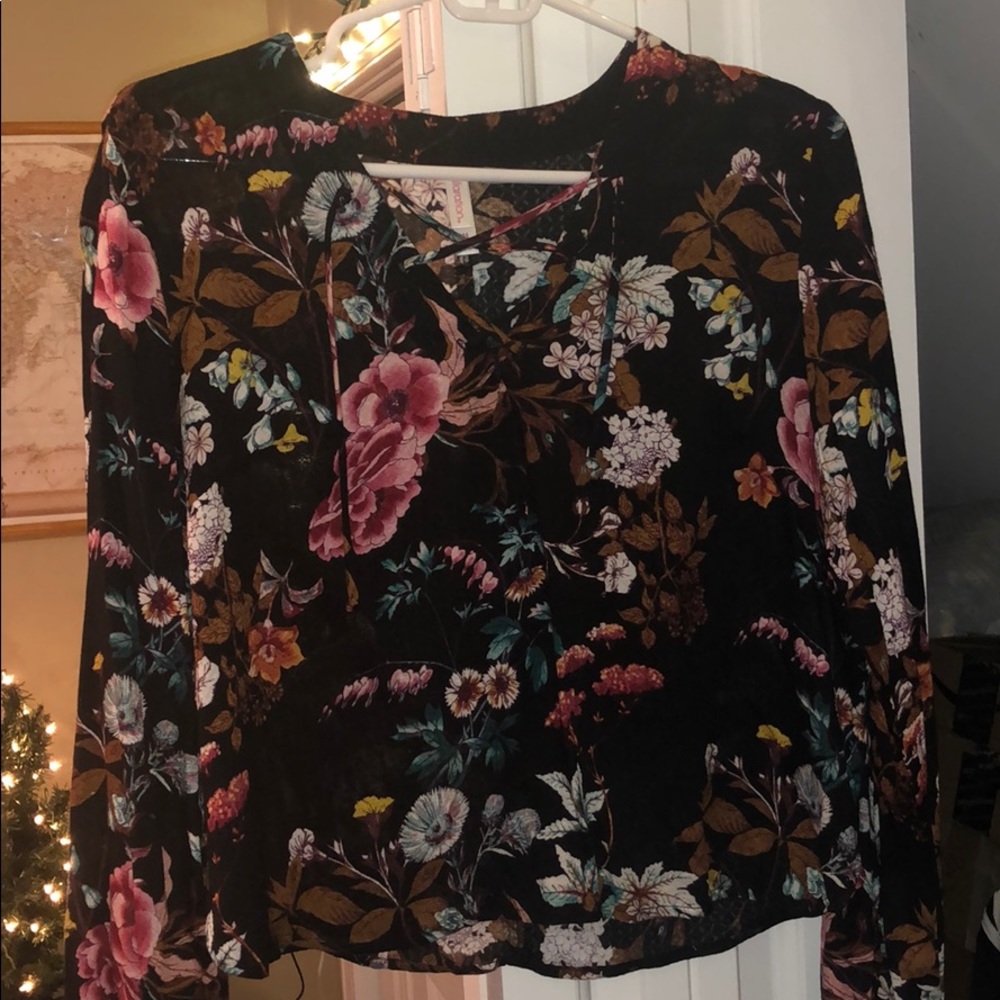 floral blouse